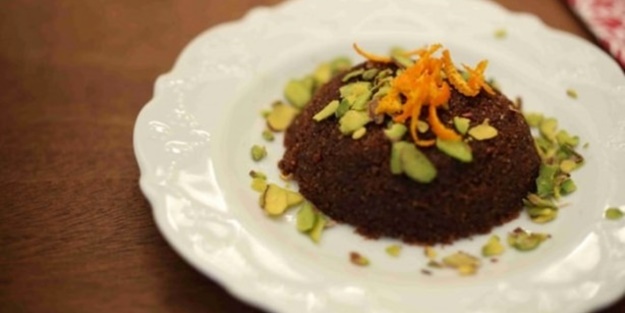 Çikolatalı irmik helvası nasıl yapılıyor? İşte tarifi...