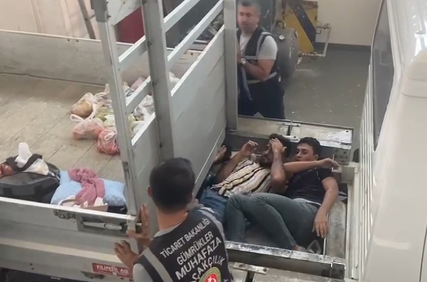 Çıktıkları yer pes dedirtti! Avrupa'ya gitmek için canlarını hiçe saydılar!