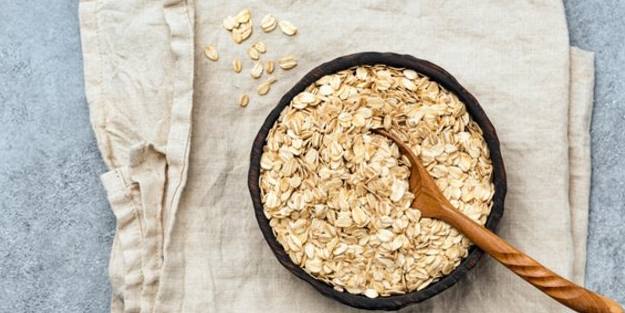 Cilde zarar veren sabah alışkanlıkları! Kahvaltıda bunları yapanlar çok çabuk yaşlanıyor