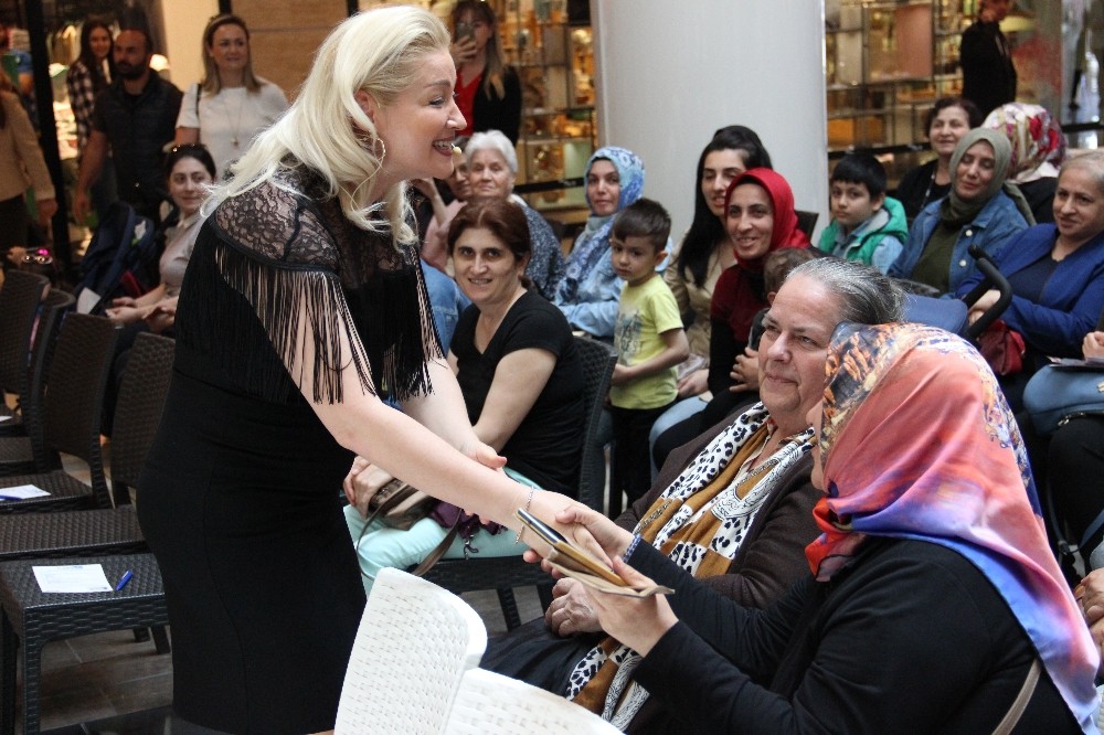 ’Cildiniz İçin Bir İyilik Hareketi’nin yeni durağı Maltepe oldu 