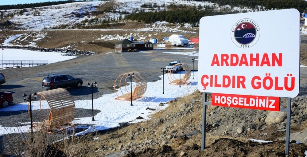 Çıldır Gölü Kenarında başlatılan rekreasyon projesi çalışması tamamlandı 