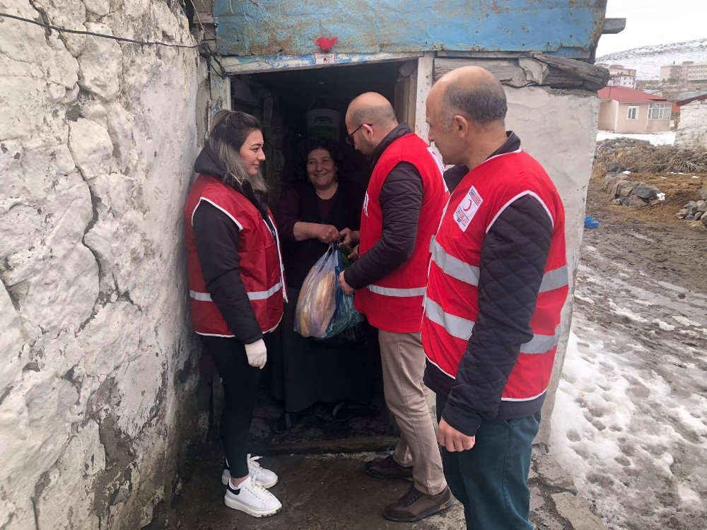 Çıldır Kızılay’dan Covid-19 önlemleri 