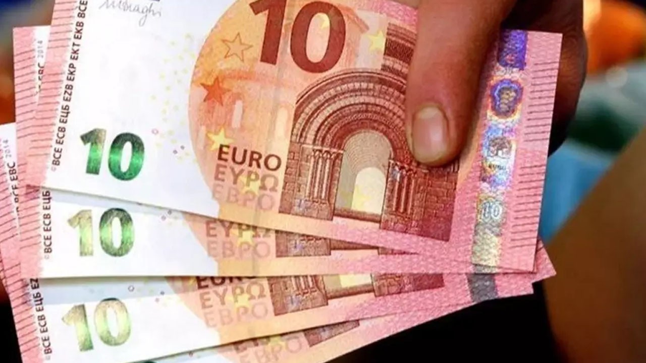 Fransız çılgın milyoner hiç gitmediği köye 10 milyon euro miras bıraktı