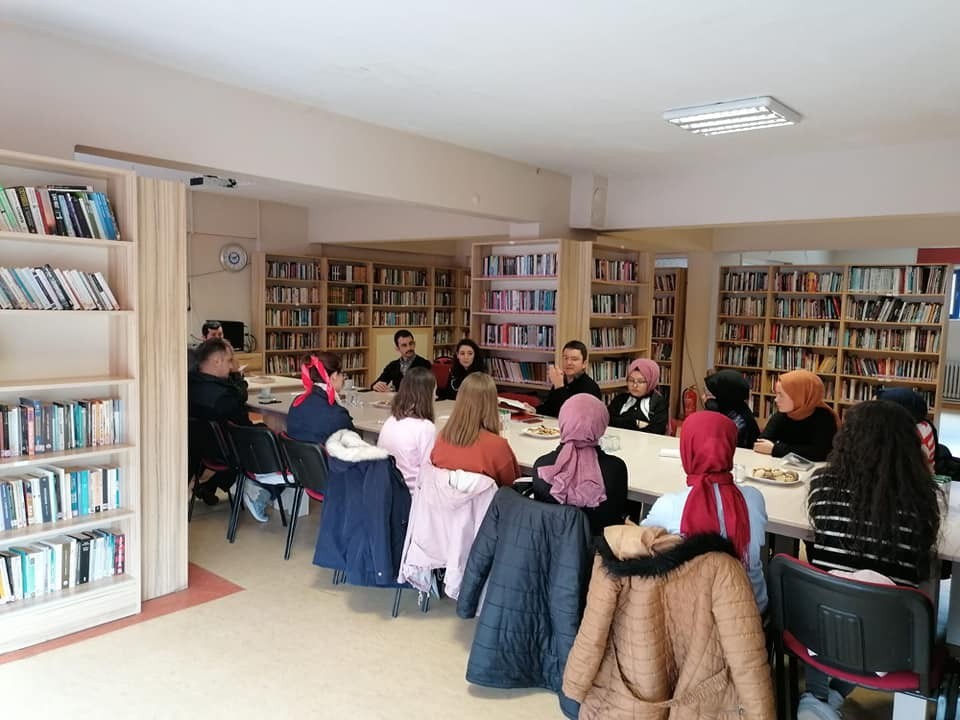 Çilimli’de kitap buluşmaları başladı 