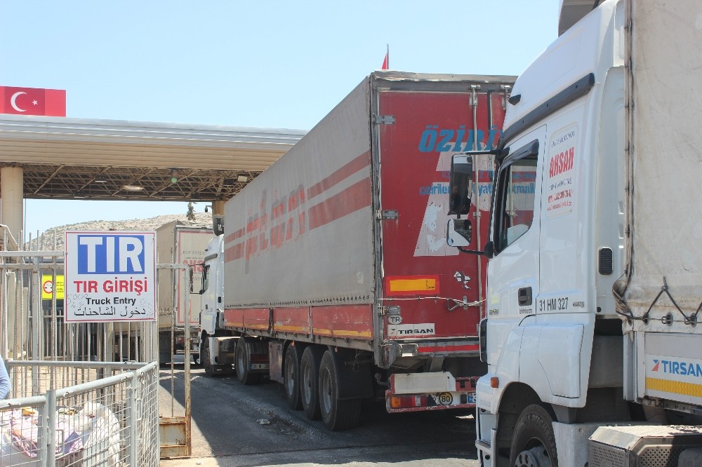 Cilvegözü Sınır Kapısı’nda bayram öncesi tır yoğunluğu 