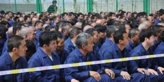 Çin 10 binden fazla Uygur Türkü'nü hapse attı!