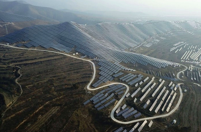 Çin, 10 yıl sonra hedeflediği enerjiye 6 yıl sonra ulaştı!