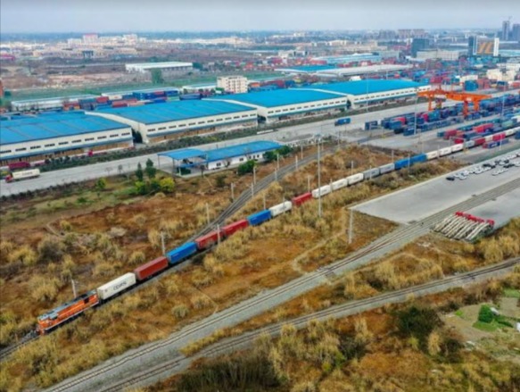 Çin, Avrupa’ya 1000 tren seferi düzenleyecek yeni lojistik merkezi kurdu