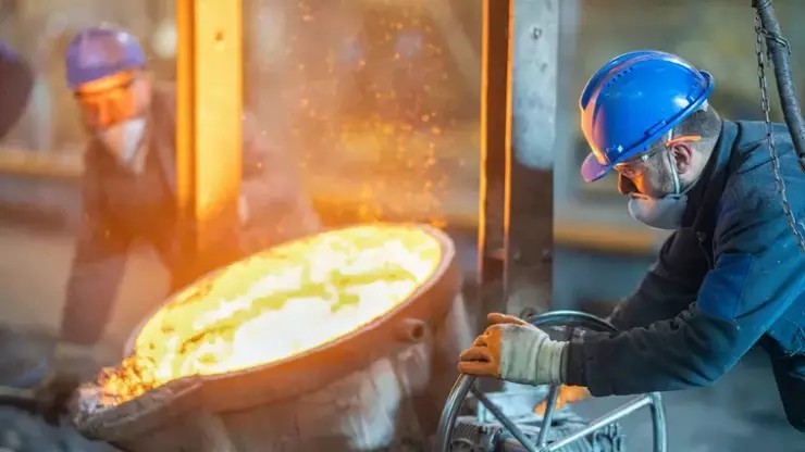 Çin çakıldı, dünya çelik üretimi dibe vurdu!