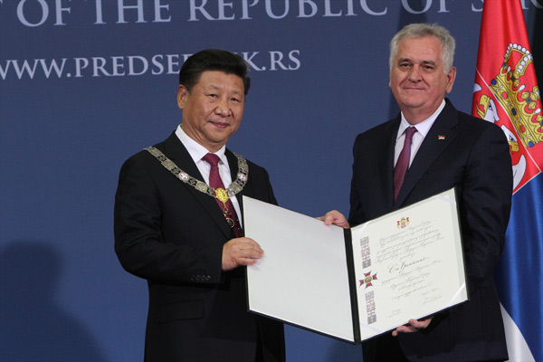 Çin Devlet Başkanı Şi Cinping Sırbistan'da