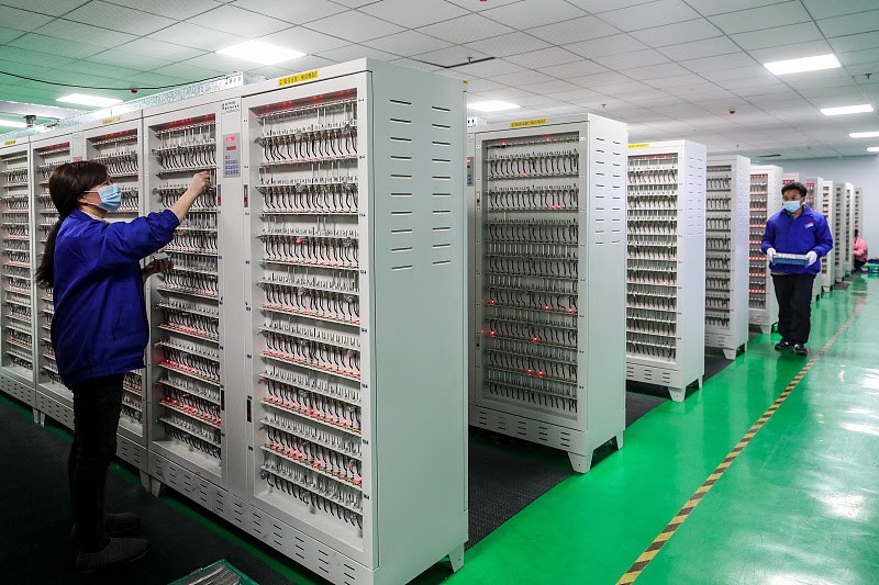 Çin dünyanın en büyük lityum pil piyasası olmayı sürdürüyor