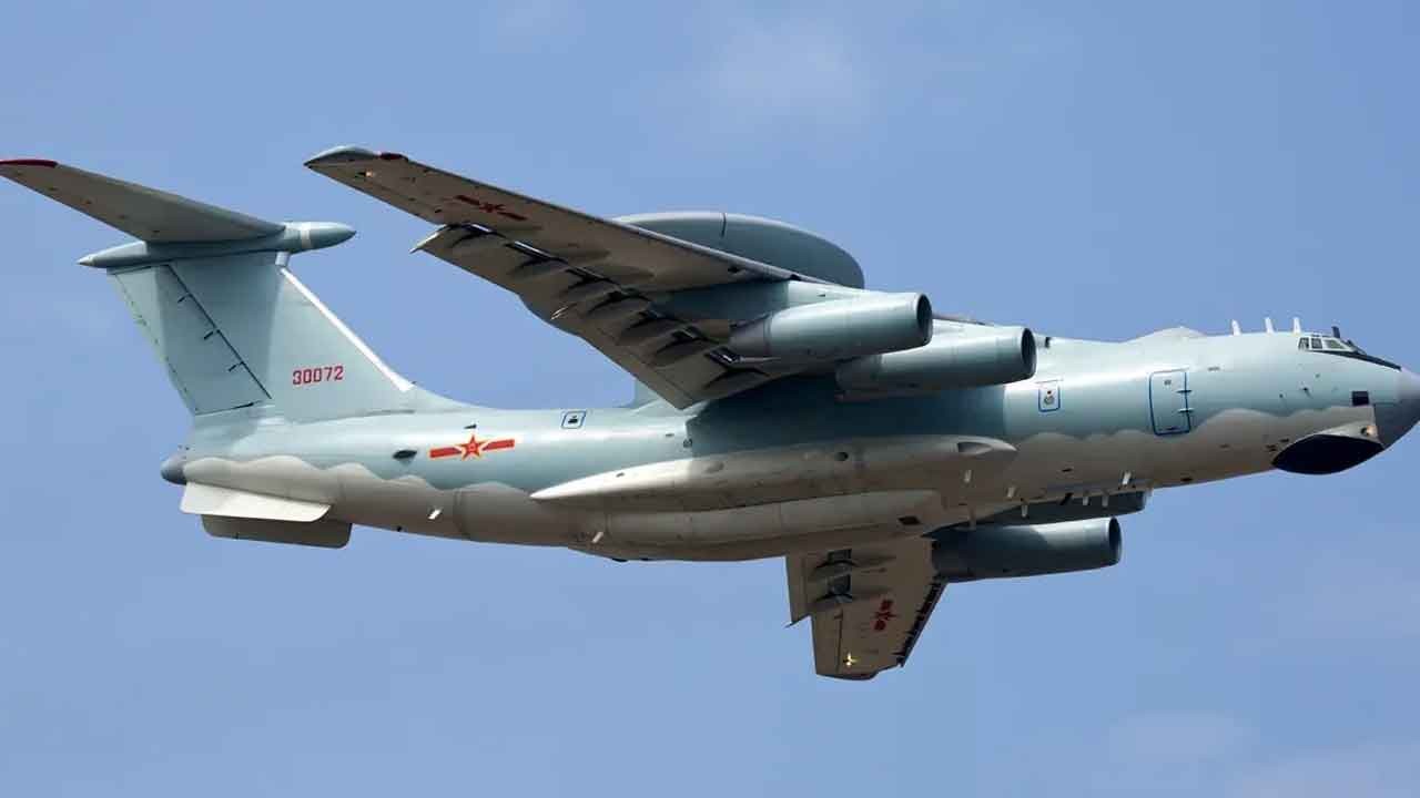 Çin hava sahası yakınında uçuş! Tansiyon bir anda yükseldi