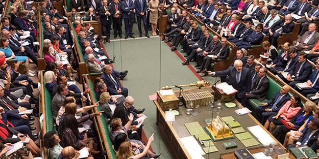 Çin İngiltere'nin 'ajan' uyarısını böyle tiye aldı: Çok fazla 007 filmi izlemişsiniz