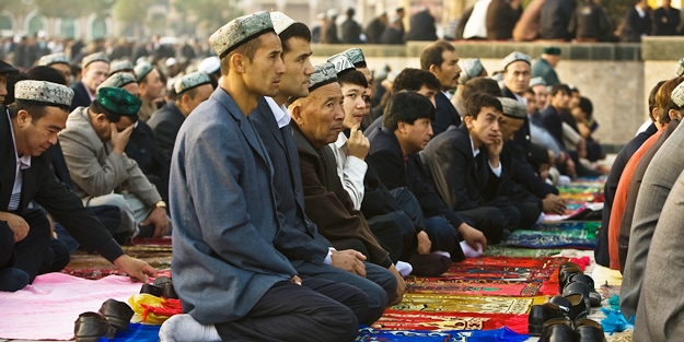 Çin, Türkitanlı imama 9 yıl hapis verdi