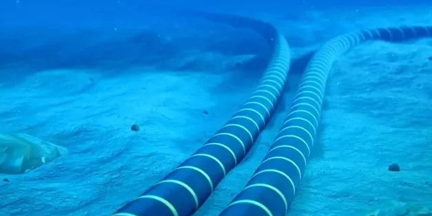 Çin mercek altına aldı! Üç kıtayı birbirine denizin altından bağlayacak: 500 milyon dolara mal olacak