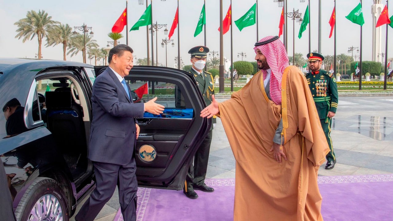 Çin, Ortadoğu’yu ele mi geçiriyor? İşte 400 milyar dolarlık anlaşmanın kirli yüzü