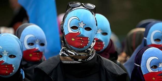 Çin polisinden Uygur Türklerine işkence itirafı