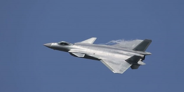 Çin savaş uçağı düştü! Pilotlar öldü
