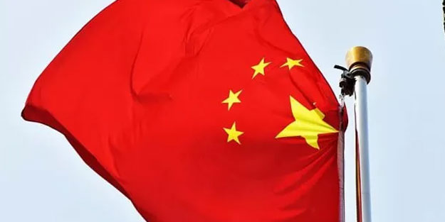 Çinli teknoloji şirketlerine istihbaratla çalışma suçlaması