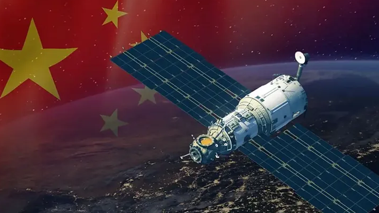 Çin uzaya 6 uydu gönderdi!