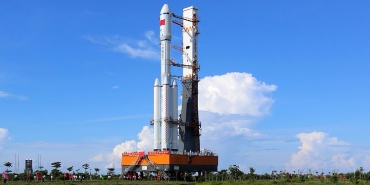 Çin 'Uzun Yürüyüş-7' roketini fırlattı