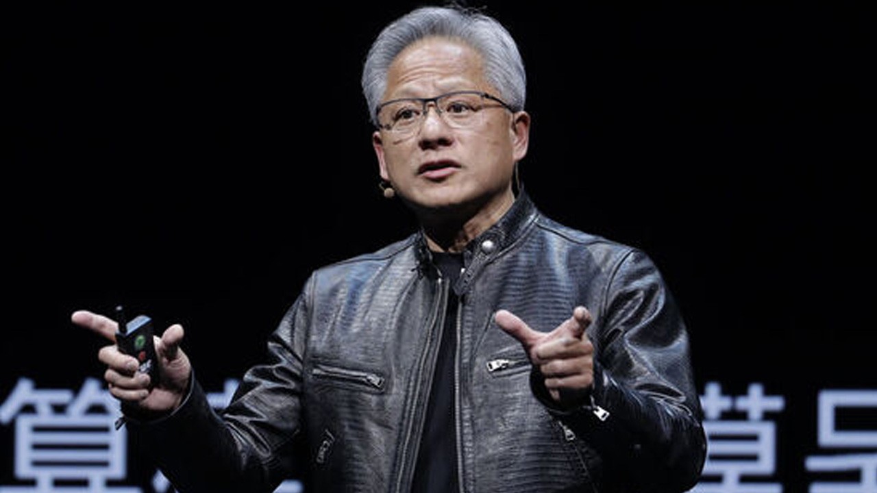 ‘Çin yapay zekâ yarışını kazanacak!’: Nvidia CEO’sundan ABD’ye sert uyarı