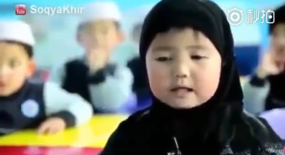 O ülke kendi vatandaşlarına Kuran'ı yasakladı