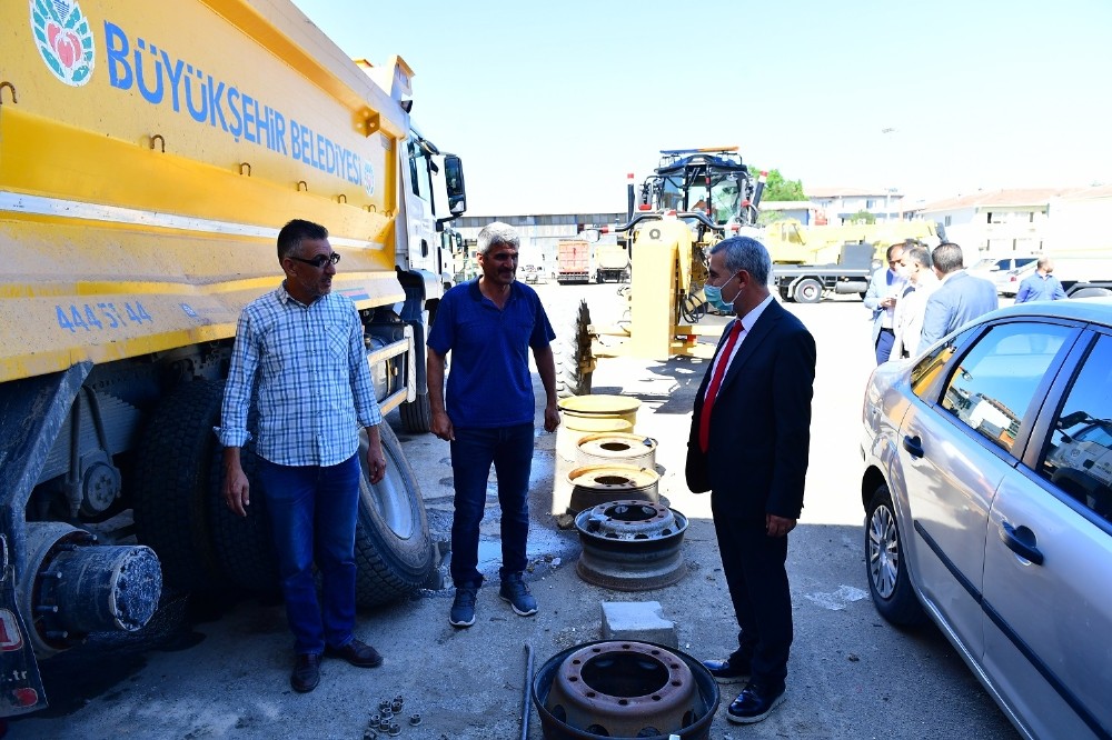 Çınar personelin bayramını kutladı 