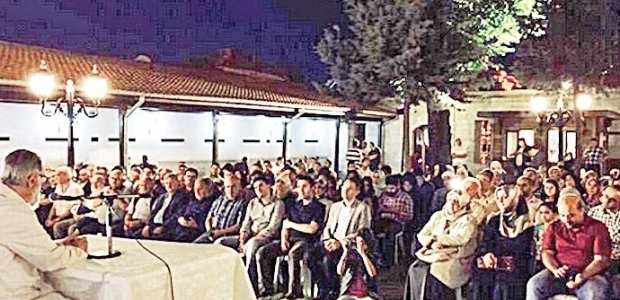 Dursun Gürlek 'Çınaraltı sohbetleri'nde konuştu