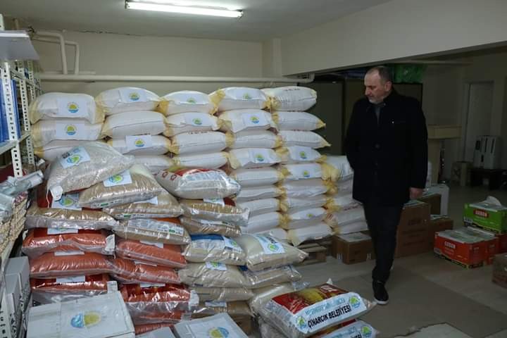 Çınarcık’tan deprem bölgesine yardım 