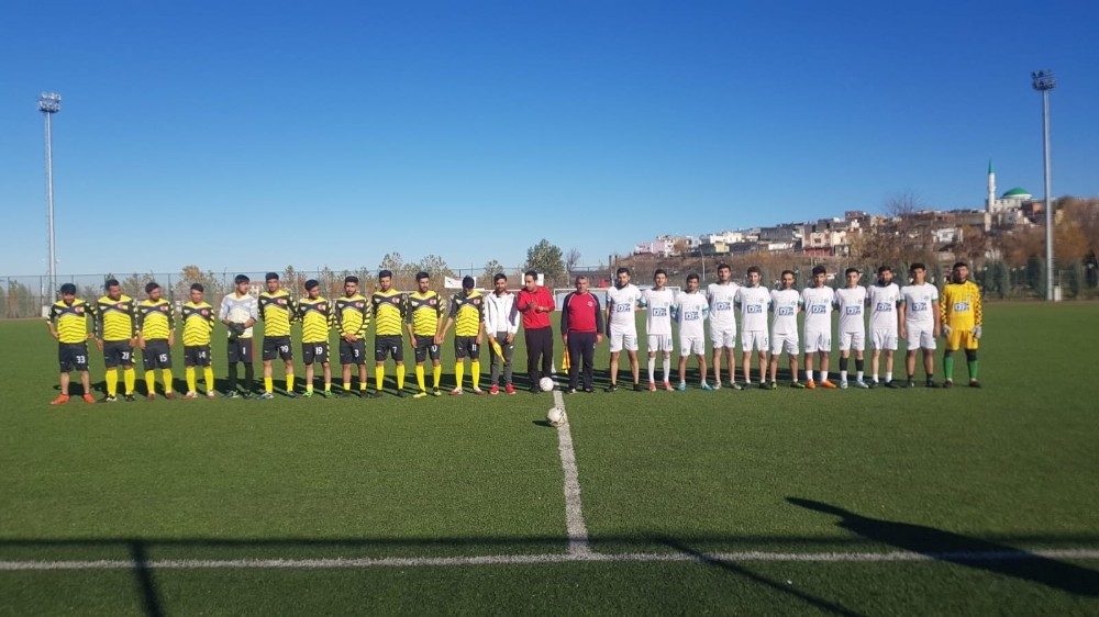 Çınar’daki futbol turnuvası sona erdi 