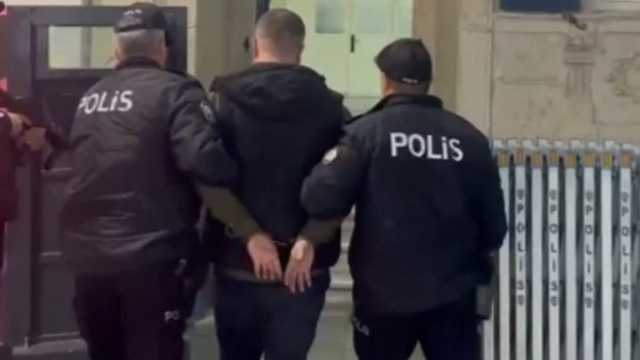 Cinayet zanlısı çarşıda dolaşırken yakalandı