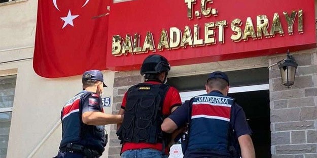 Cinayet zanlısı enselendi