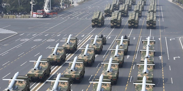 Çin'de askeri darbe iddiası! Ortalık karıştı