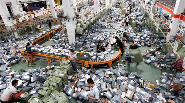 Çin'de bir saatte 5 milyar dolarlık online satış