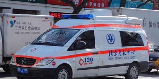 Çin'de bir sürücü aracıyla yayaların arasına daldı! Ölü ve yaralılar var
