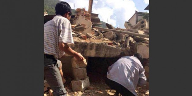 Çin'de deprem faciası: 150 ölü!