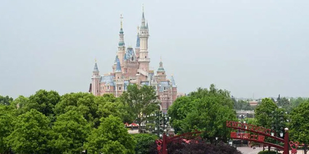 Çin'de dev park karantinaya alındı! Test yaptırmadan çıkışa izin yok