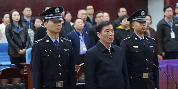 Çin'de futbol depremi! Ömür boyu hapis cezası aldı