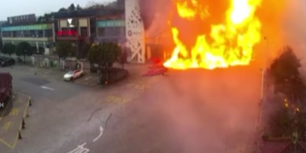 Çin’de gaz tankeri patladı: 2 ölü