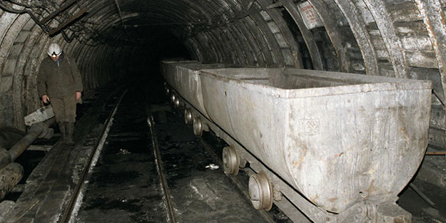 Çin’de maden ocağı çöktü