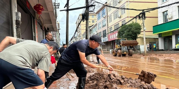 Çin'de sel: 4 ölü