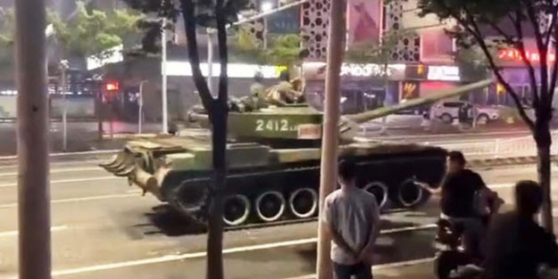 Çin'de sokaklar karıştı! Tanklar devrede