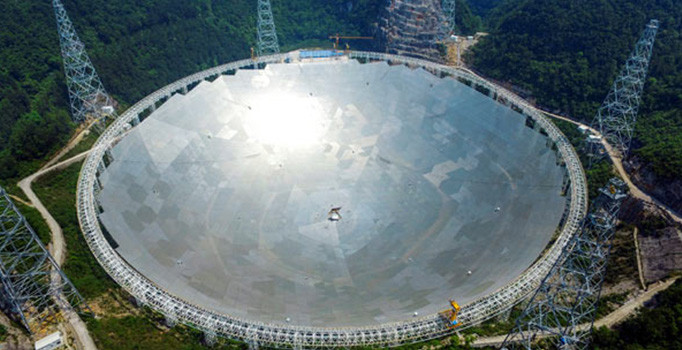 Çin'de yükselen teleskop dünyanın en büyüğü olacak