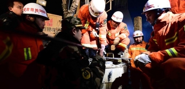 Çöken madenden 36 gün sonra sağ çıktılar!