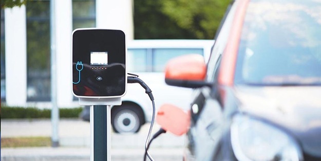 Çin'den elektrikli otomobil açıklaması: İlk 10 ayda...