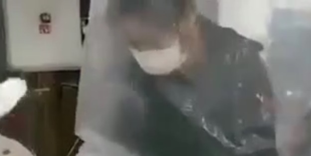 Çin'den hayrete düşüren görüntüler! Koronavirüs korkusu bunu da yaptırdı!