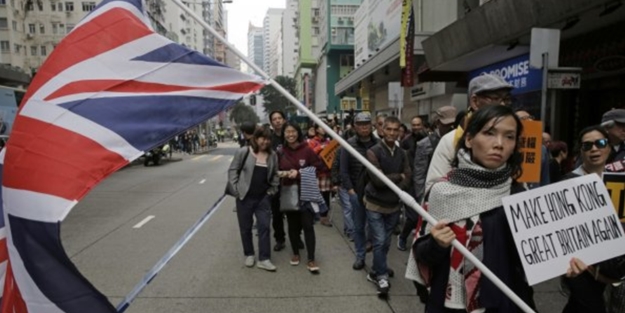 Çin'i kızdıracak hamle: İngiltere Hong Kong'a kucak açtı!