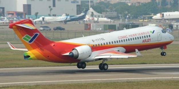 İlk uçuşunu gerçekleştirdi