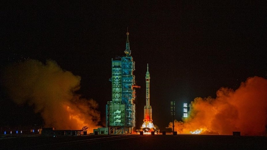 Çin'in uzay istasyonundaki taykonot ekibi Dünya'ya döndü